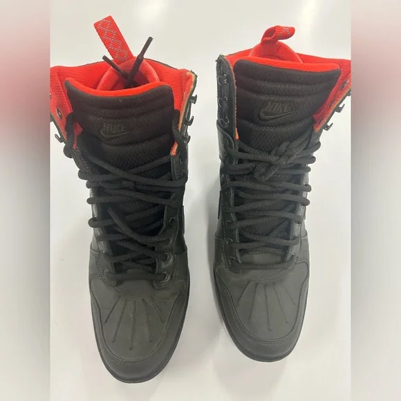 Nike Women's Wedges in Olive and Black *reflective* - Picture 5 of 6